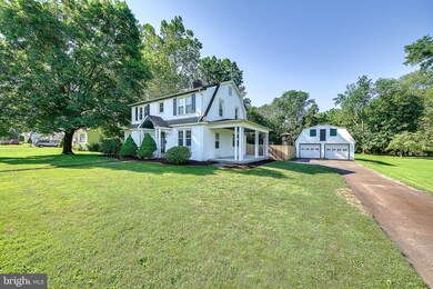 128 E Walnut St, Perkasie, PA 18944 - photo 3