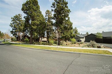 295 Fairfield Dr, Bend, OR 97702 - photo 3
