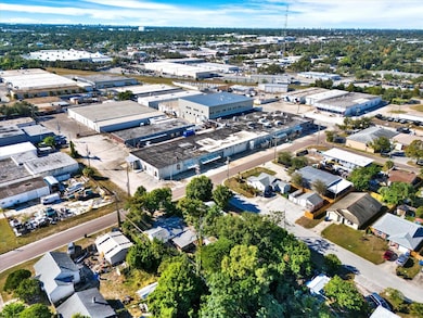 2221 28th Ave N, Saint Petersburg, FL 33713 - photo 5