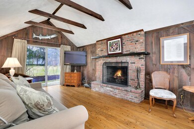 5 Circle Dr Greenwich CT 06830-large-012