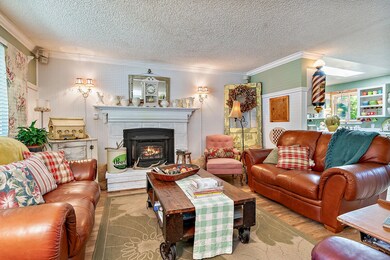 1102 SW Spruce St, Grants Pass, OR 97526 - photo 5