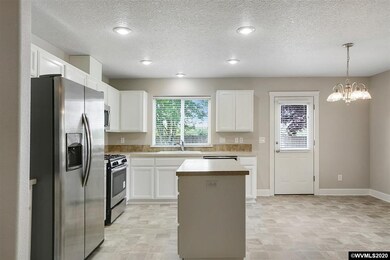 1497 Trent Ave N, Keizer, OR 97303 - photo 4