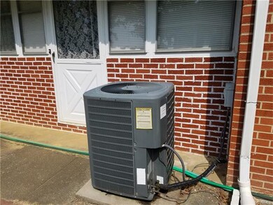 121 Wagner Farm Rd, Louisa, VA 23093 - photo 5