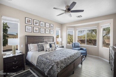Comfortable MBdrm with Bay Window