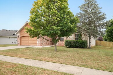 920 E Weldon Dr-1
