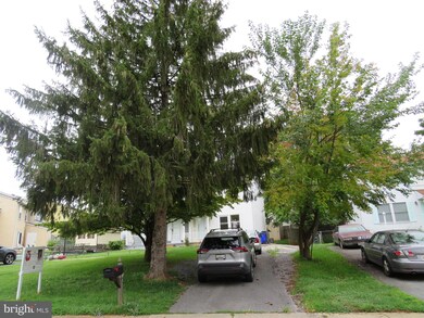 1493 Key Pkwy, Frederick, MD 21702 - photo 2