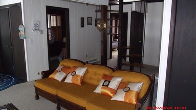 143 Broadmoor Dr, Lords Valley, PA 18428 - photo 5