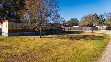 10818 Pecan St, Willis, TX 77318 - photo 5