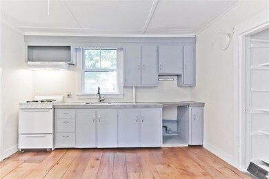 1207 Broadway, South Portland, ME 04106 - photo 6