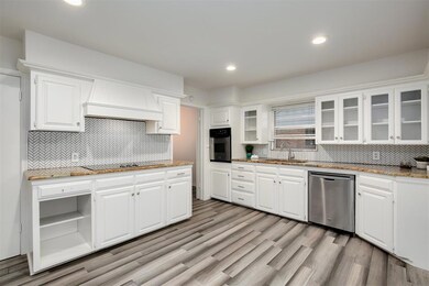 6759 E Mockingbird Ln, Dallas, TX 75214 - photo 7