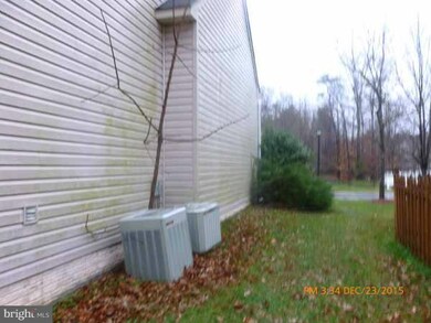 15603 Orchard Run Dr, Bowie, MD 20715 - photo 5