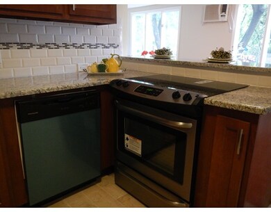 323 Lafayette St unit 2R, Salem, MA 01970 - photo 6