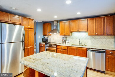 16005 Fairway Dr, Dumfries, VA 22025 - photo 5