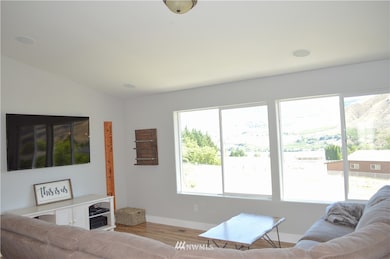 1224 Juno St SE, East Wenatchee, WA 98802 - photo 6
