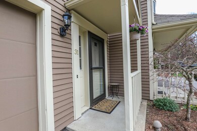 31 Walnut Cir, Merrimack, NH 03054 - photo 2