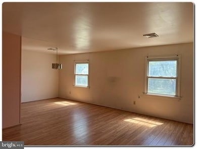 10 Bancroft Ln, Willingboro, NJ 08046 - photo 3