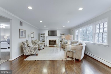 8001 Lewinsville Rd, McLean, VA 22102 - photo 6