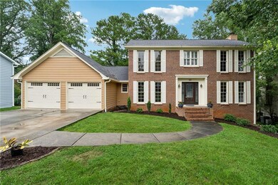 315 Sea Holly Cir, Roswell, GA 30076 - photo 2