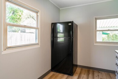 484 S Hampton Rd, Columbus, OH 43213 - photo 7