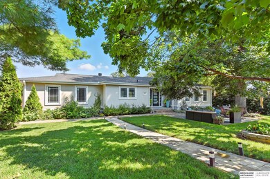 1605 S 94th St, Omaha, NE 68124 - photo 2