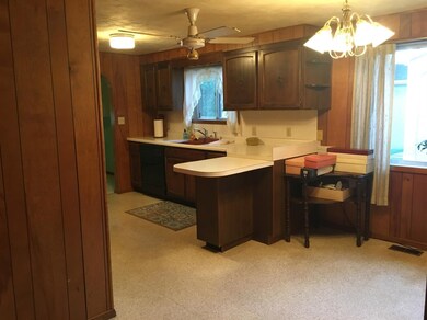 103 S Monroe St, Hugoton, KS 67951 - photo 6