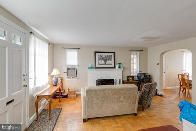 unlisted-address, Alexandria, VA 22314 - photo 6