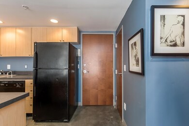 767 N High St unit 204, Columbus, OH 43215 - photo 4