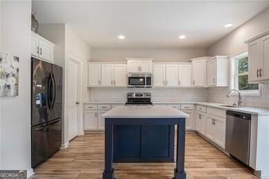 111 Hamilton Lake View Ct, Lagrange, GA 30241 - photo 5