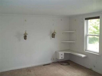 111 Salem St, Rockland, MA 02370 - photo 4