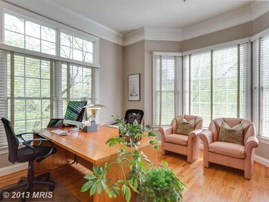 9208 Jones Mill Rd, Chevy Chase, MD 20815 - photo 7