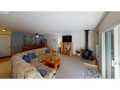 1455 Seacrest Ln unit 4, Brookings, OR 97415 - photo 7