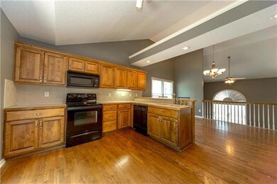 21720 W 60th Terrace, Shawnee, KS 66218 - photo 3