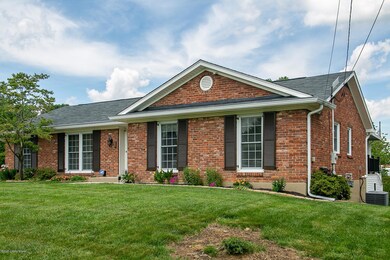 2311 Steeplechase Dr-3