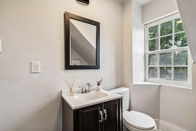 27-web-or-mls-1572-minnesota-ave