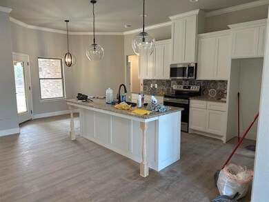 1668 Whiterock Dr, Weatherford, TX 76086 - photo 2