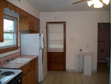 1333 Dartmouth St, Scranton, PA 18504 - photo 4