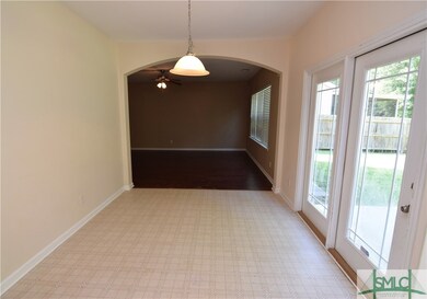 EAT IN KITCHEN AREA