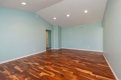 23060 Rumford Dr, South Bend, IN 46628 - photo 5