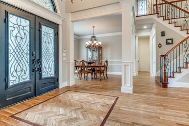 Beautiful entry with new hardwood flooring 2022
