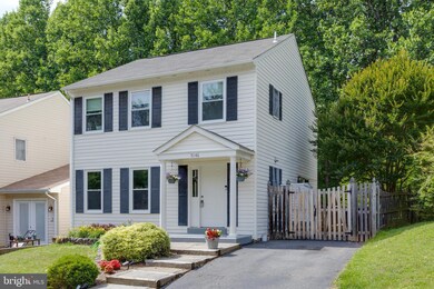 9146 Silchester Ct, Burke, VA 22015 - photo 3