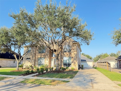 3808 Travis Lake Ct, Pearland, TX 77581 - photo 2