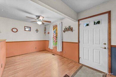 1518 Williams Ave unit 1, Saint Charles, IL 60174 - photo 6