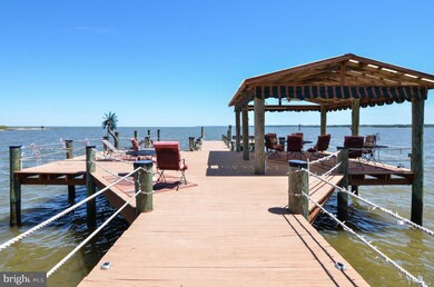 102 Beach Dr, Colonial Beach, VA 22443 - photo 4