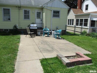 2007 Warren St, Davenport, IA 52804 - photo 4