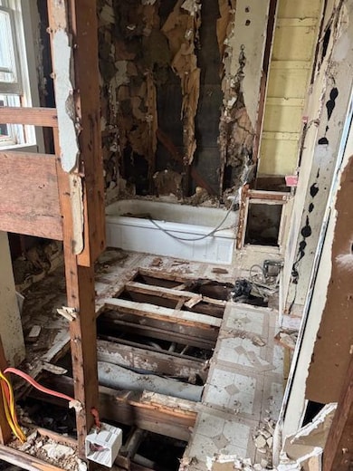 401 Cedar St, Mondamin, IA 51557 - photo 5