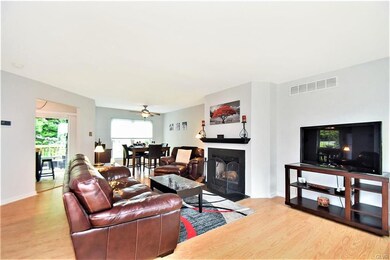 3 Aspen Way, Schwenksville, PA 19473 - photo 3