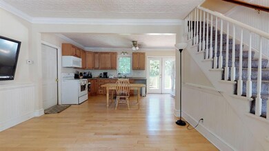 385 Donald St, Bedford, NH 03110 - photo 3