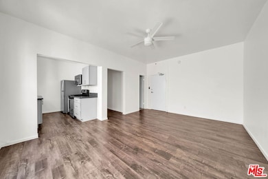 3209 Descanso Dr unit 32, Los Angeles, CA 90026 - photo 3