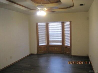 1005 Valley View Dr, Weslaco, TX 78596 - photo 7