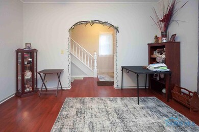 819 Maple Ave, Findlay, OH 45840 - photo 7